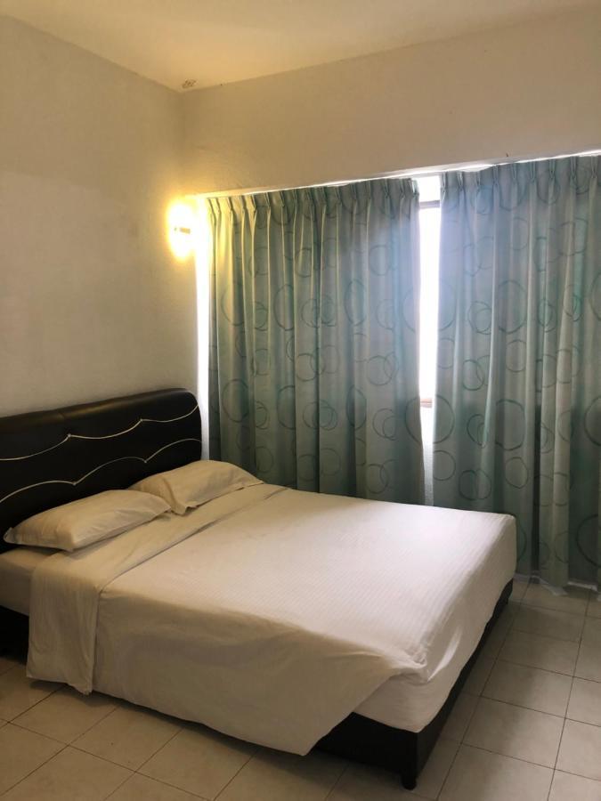Beach Resort Home Stay Sri Sayang Apartment Batu Ferringhi 2Bedroom Esterno foto