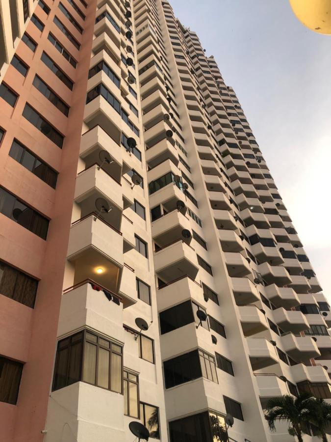 Beach Resort Home Stay Sri Sayang Apartment Batu Ferringhi 2Bedroom Esterno foto