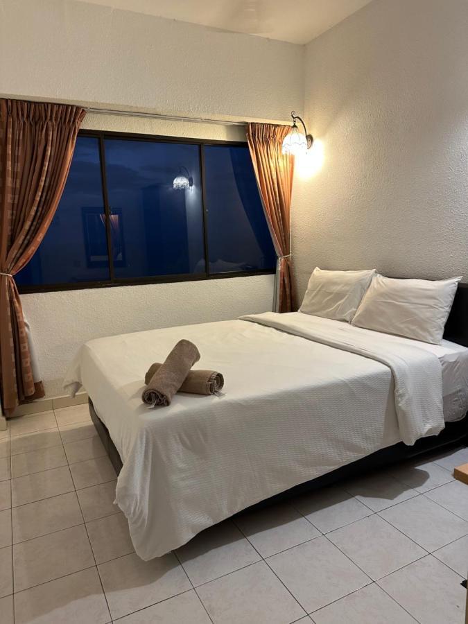 Beach Resort Home Stay Sri Sayang Apartment Batu Ferringhi 2Bedroom Esterno foto
