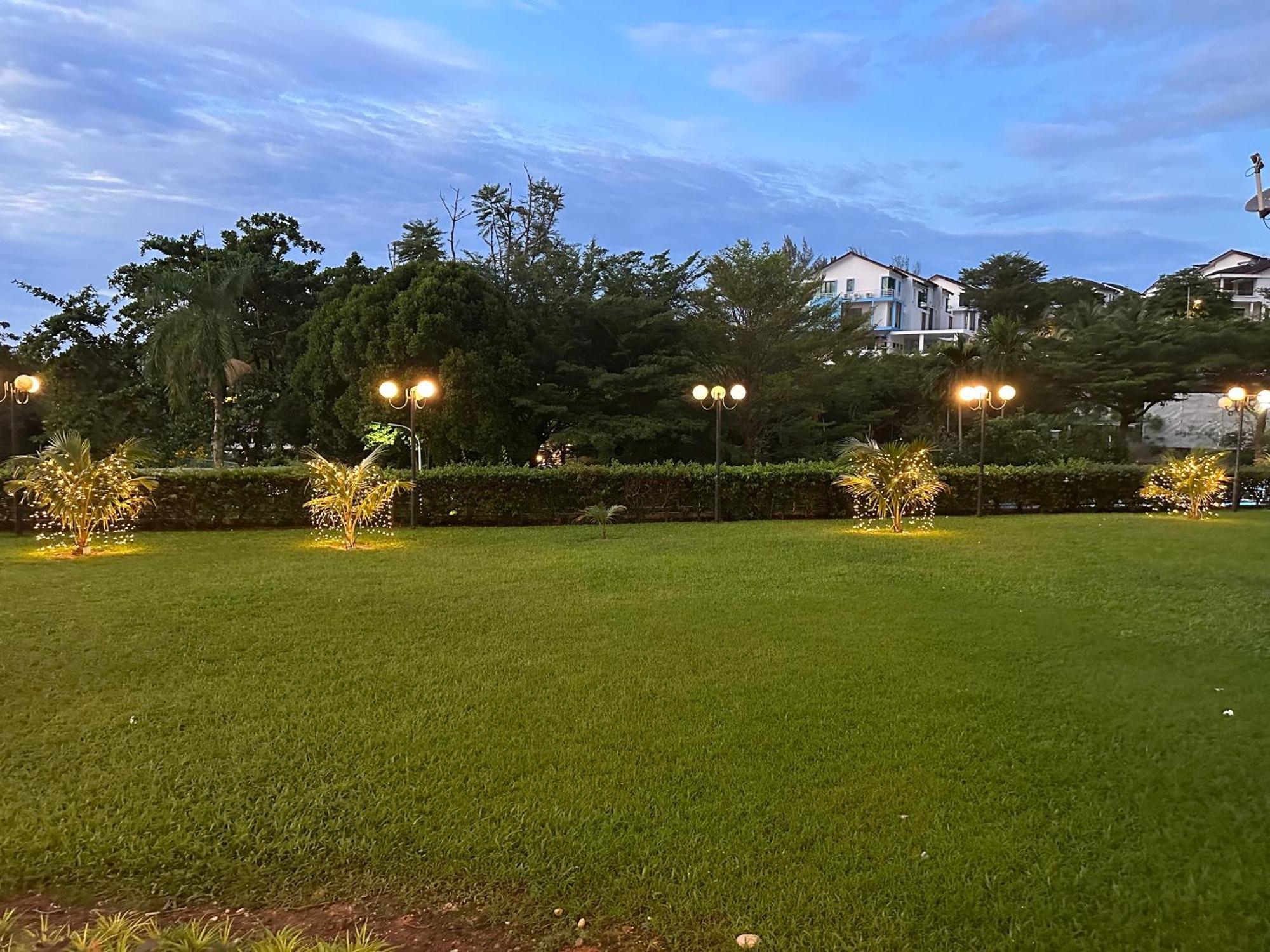 Beach Resort Home Stay Sri Sayang Apartment Batu Ferringhi 2Bedroom Esterno foto
